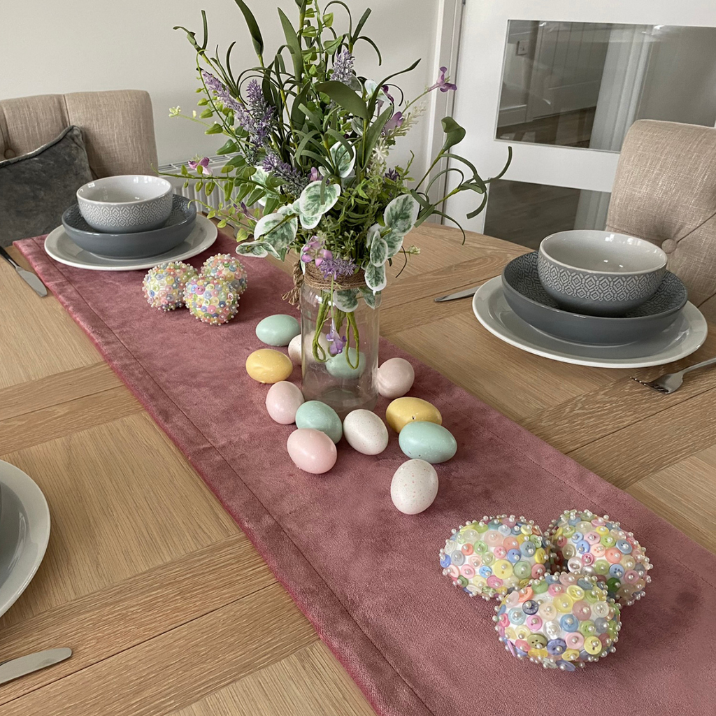 Dressing the table for Easter