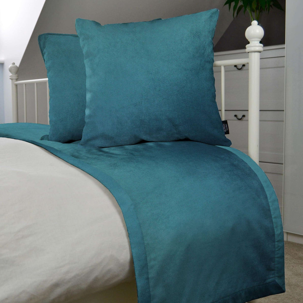 McAlister Textiles Matt Blue Teal Velvet Bedding Set Bedding Set Runner (50x165cm) + 1x Cushion Cover 